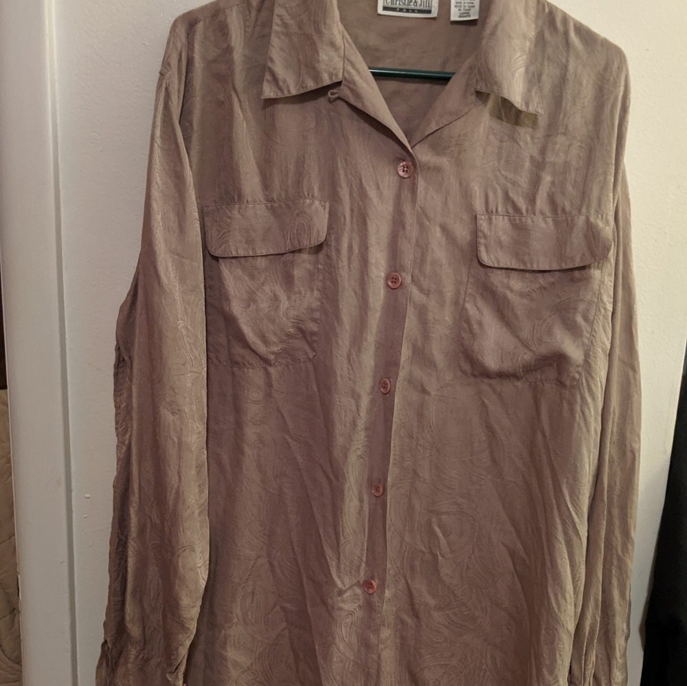 Tall large 100% silk pretty top